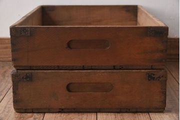 アンティーク雑貨　シンプルなデザイン　昭和レトロなアンティーク木箱2箱セット(1)