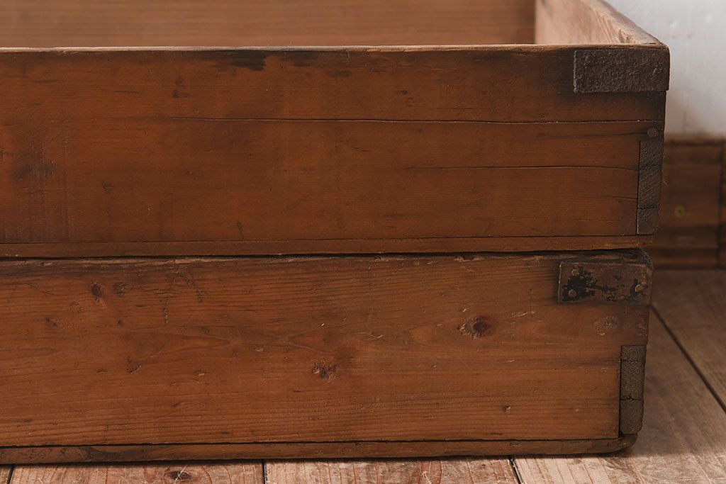 アンティーク雑貨　シンプルなデザイン　昭和レトロなアンティーク木箱2箱セット(1)