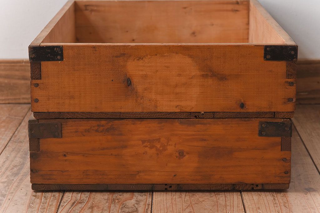 アンティーク雑貨　シンプルなデザイン　昭和レトロなアンティーク木箱2箱セット(2)