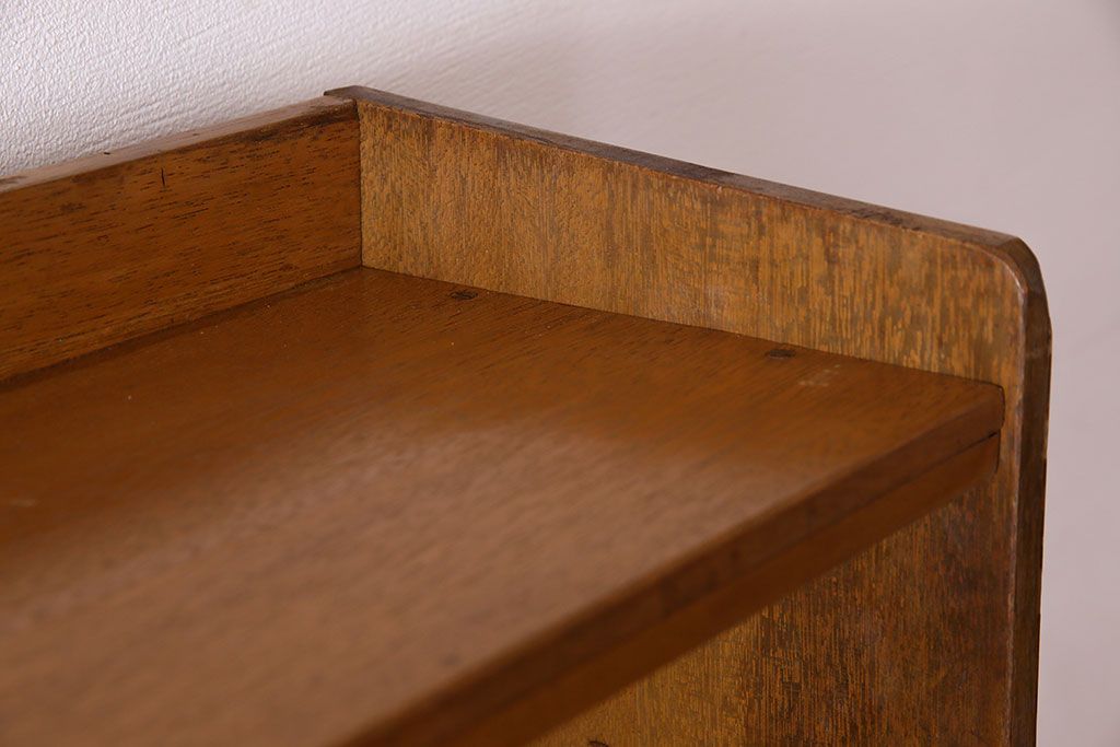 レトロ家具　昭和レトロ　背の高いシンプルなアンティーク本棚(飾り棚・シェルフ)