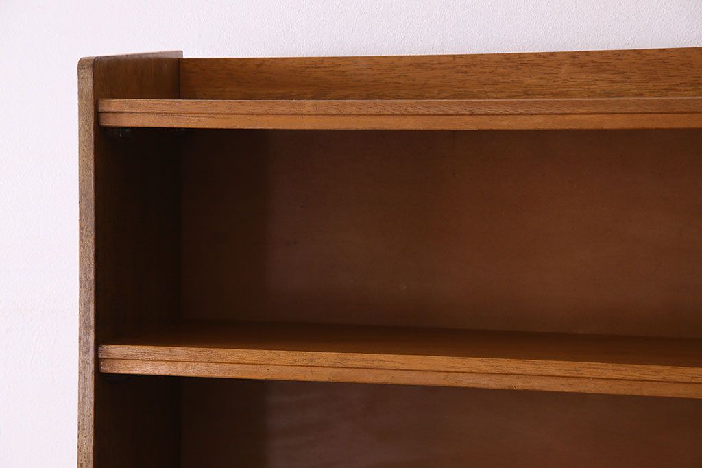 レトロ家具　昭和レトロ　背の高いシンプルなアンティーク本棚(飾り棚・シェルフ)