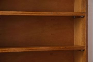 レトロ家具　昭和レトロ　背の高いシンプルなアンティーク本棚(飾り棚・シェルフ)