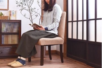 アンティーク家具　シンプルなアンティークチェア(布座面・ファブリック)(2)