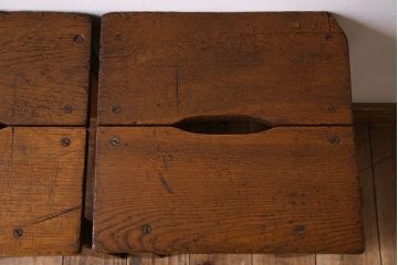 アンティーク雑貨　ナラ材　昭和レトロ　学校のシンプルな角スツール2脚セット(1)