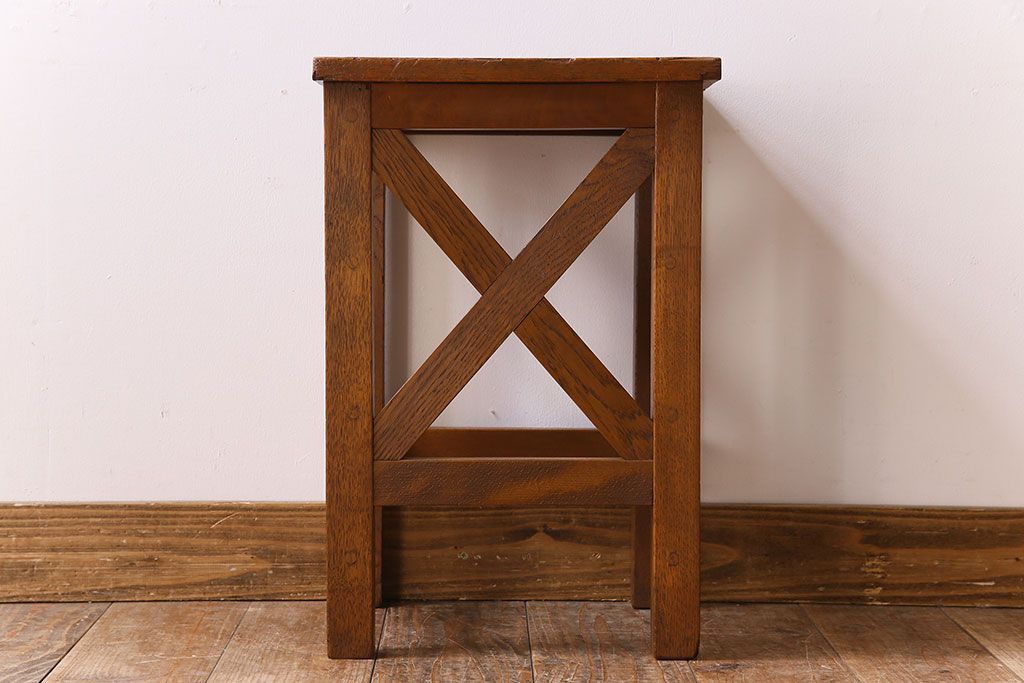 アンティーク雑貨　ナラ材　昭和レトロ　学校のシンプルな角スツール(2)