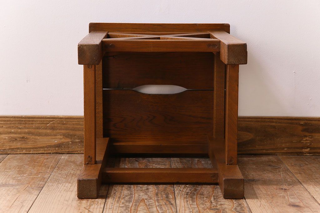 アンティーク雑貨　ナラ材　昭和レトロ　学校のシンプルな角スツール(2)