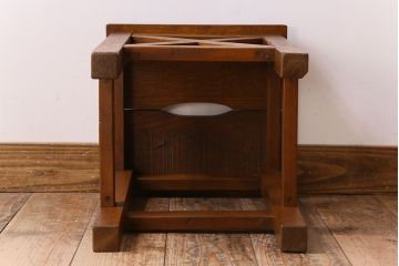 アンティーク雑貨　ナラ材　昭和レトロ　学校のシンプルな角スツール(3)