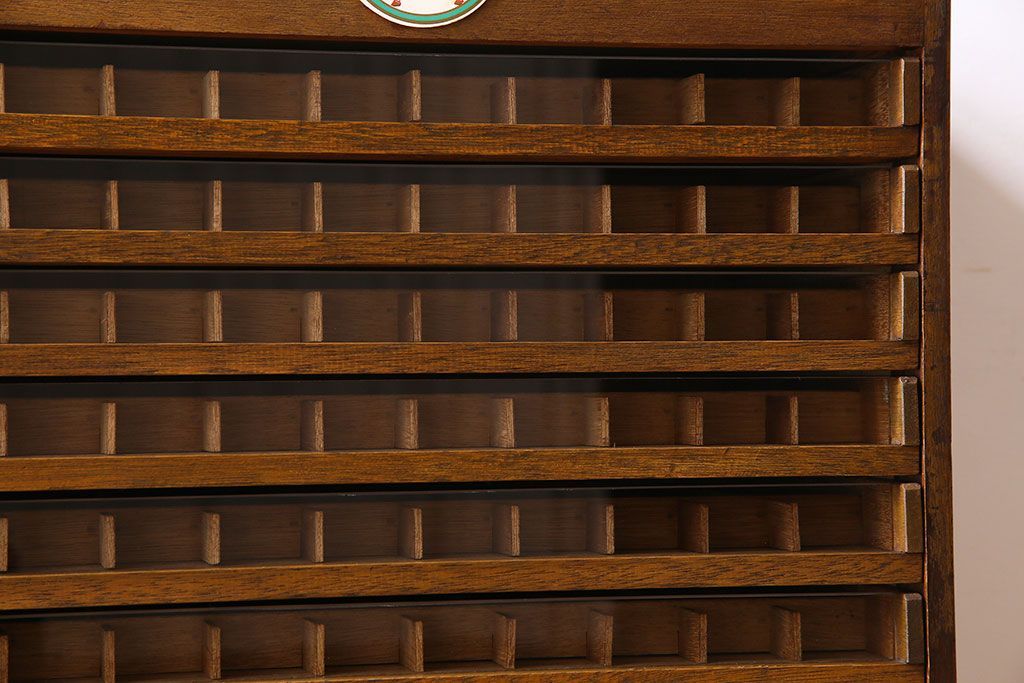 レトロ家具　昭和レトロ　古い木製のアンティーク糸ケース(引き出し)