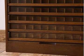 レトロ家具　昭和レトロ　古い木製のアンティーク糸ケース(引き出し)