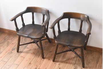 中古　高級品　飛騨産業　PROVINCIAL(プロヴィンシャル・プロビンシャル)　キツツキ　スモーカーズボウ(アームチェア)2脚セット(1)(定価約18万円/1脚)