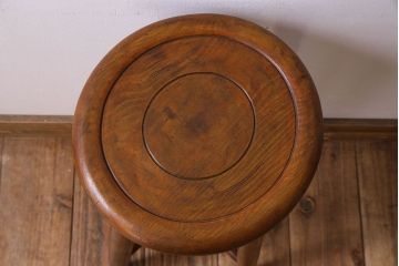 レトロ家具　和製アンティーク　シンプルレトロな丸型スツール