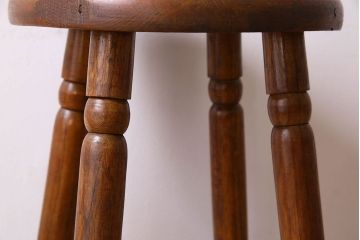 レトロ家具　和製アンティーク　シンプルレトロな丸型スツール