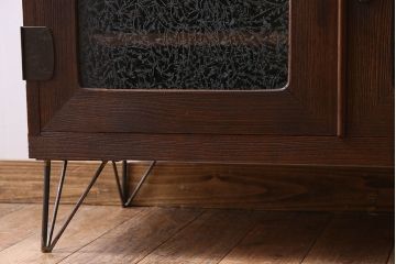 アンティーク家具　結霜ガラス入り!　和製アンティーク　鉄脚箪笥ローボード