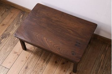 アンティーク家具　ジャンク品　天板一枚板! シンプルなデザイン　和製アンティークの座卓