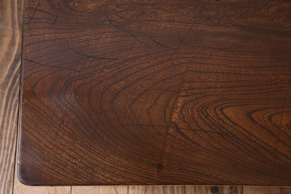 アンティーク家具　ジャンク品　天板一枚板! シンプルなデザイン　和製アンティークの座卓