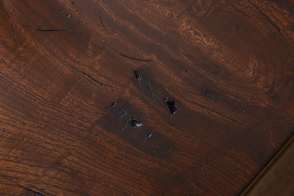 アンティーク家具　ジャンク品　天板一枚板! シンプルなデザイン　和製アンティークの座卓