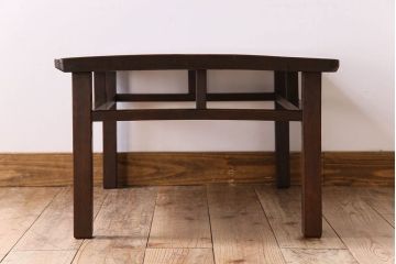 アンティーク家具　ジャンク品　天板一枚板! シンプルなデザイン　和製アンティークの座卓