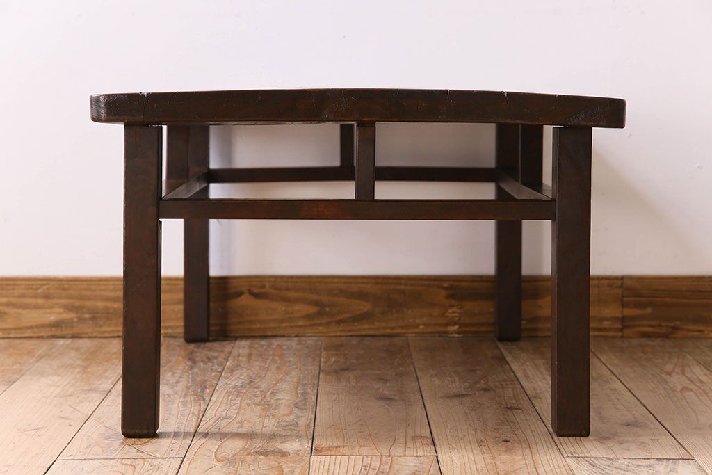 アンティーク家具　ジャンク品　天板一枚板! シンプルなデザイン　和製アンティークの座卓