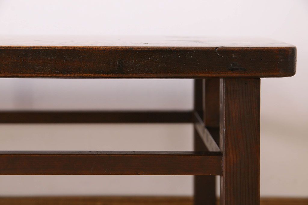 アンティーク家具　ジャンク品　天板一枚板! シンプルなデザイン　和製アンティークの座卓