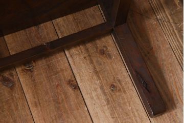 アンティーク家具　ジャンク品　天板一枚板! シンプルなデザイン　和製アンティークの座卓