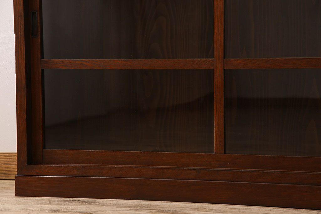 アンティーク家具　和製アンティーク　タモ材使用! ガラス引き戸の和モダンな横長特大収納棚