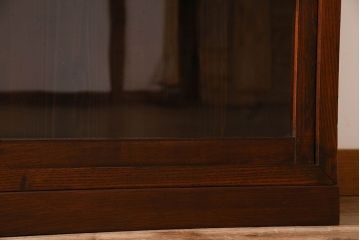 アンティーク家具　和製アンティーク　タモ材使用! ガラス引き戸の和モダンな横長特大収納棚