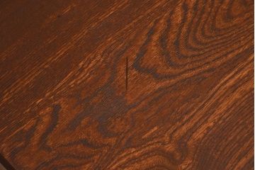 レトロ家具　昭和レトロ　シンプルなデザインの丸型アンティークカフェテーブル