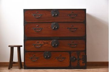 アンティーク家具　和製アンティーク　明治大正期　前面欅材　二本松重ね箪笥(衣装箪笥)