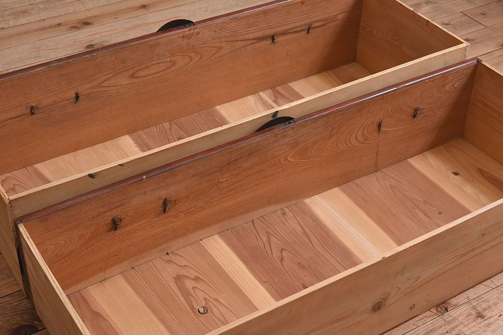 アンティーク家具　和製アンティーク　明治大正期　前面欅材　二本松重ね箪笥(衣装箪笥)