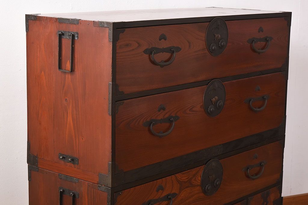 アンティーク家具　和製アンティーク　明治大正期　前面欅材　二本松重ね箪笥(衣装箪笥)