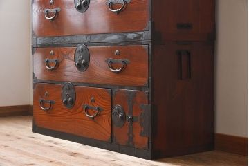 アンティーク家具　和製アンティーク　明治大正期　前面欅材　二本松重ね箪笥(衣装箪笥)