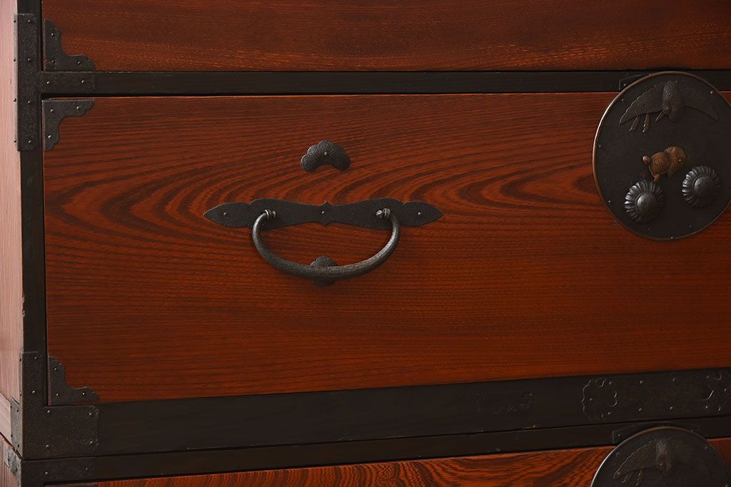 アンティーク家具　和製アンティーク　明治大正期　前面欅材　二本松重ね箪笥(衣装箪笥)