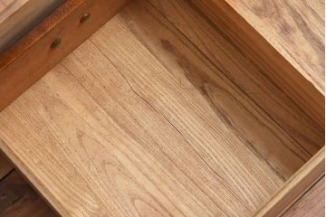 レトロ家具　和製アンティーク　レトロなデザインの茶箪笥