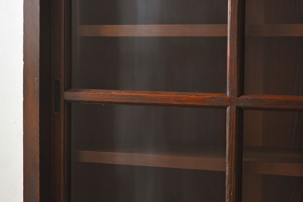 アンティーク家具　和製アンティーク　檜材!ガラス引き戸の和モダンな重ね収納棚
