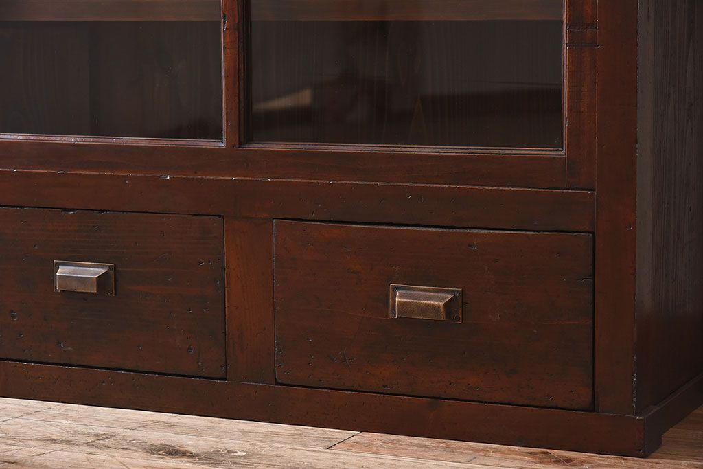 アンティーク家具　和製アンティーク　檜材!ガラス引き戸の和モダンな重ね収納棚