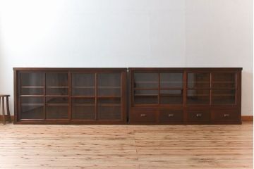 アンティーク家具　和製アンティーク　檜材!ガラス引き戸の和モダンな重ね収納棚