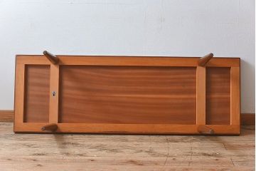 ヴィンテージ家具　北欧ビンテージ　デンマーク製　チーク材のシンプルなコーヒーテーブル