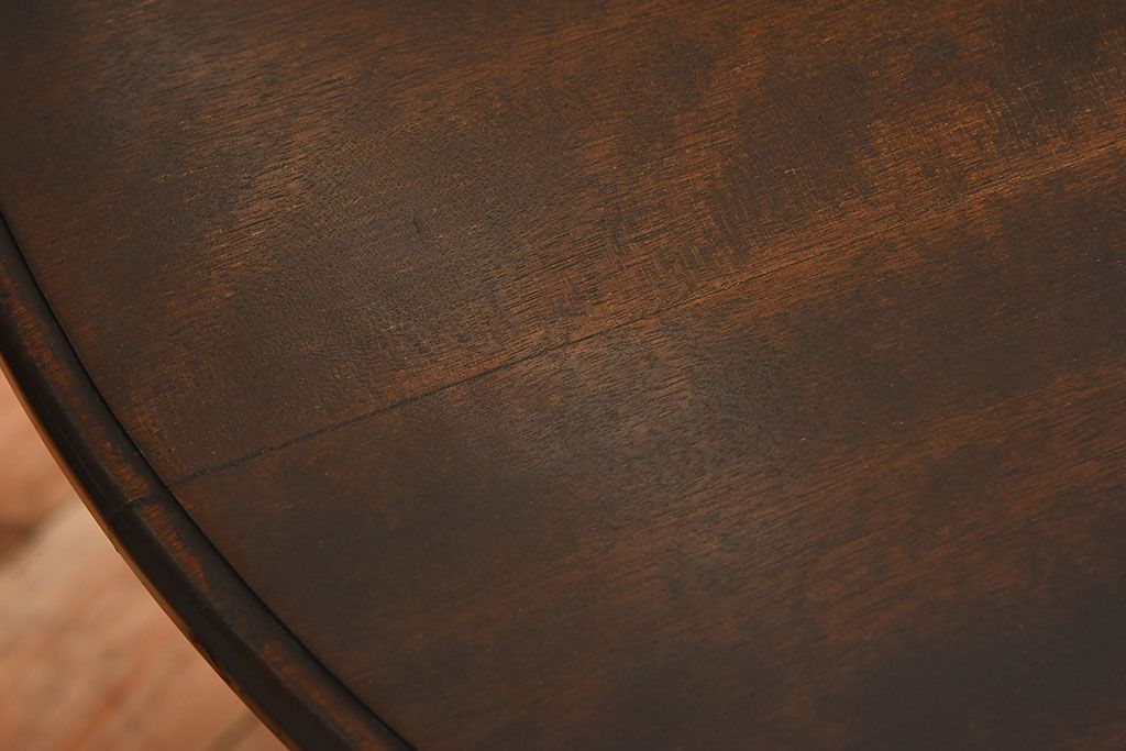 アンティーク家具　和製アンティーク　カバ材!お洒落なデザインのラウンドカフェテーブル