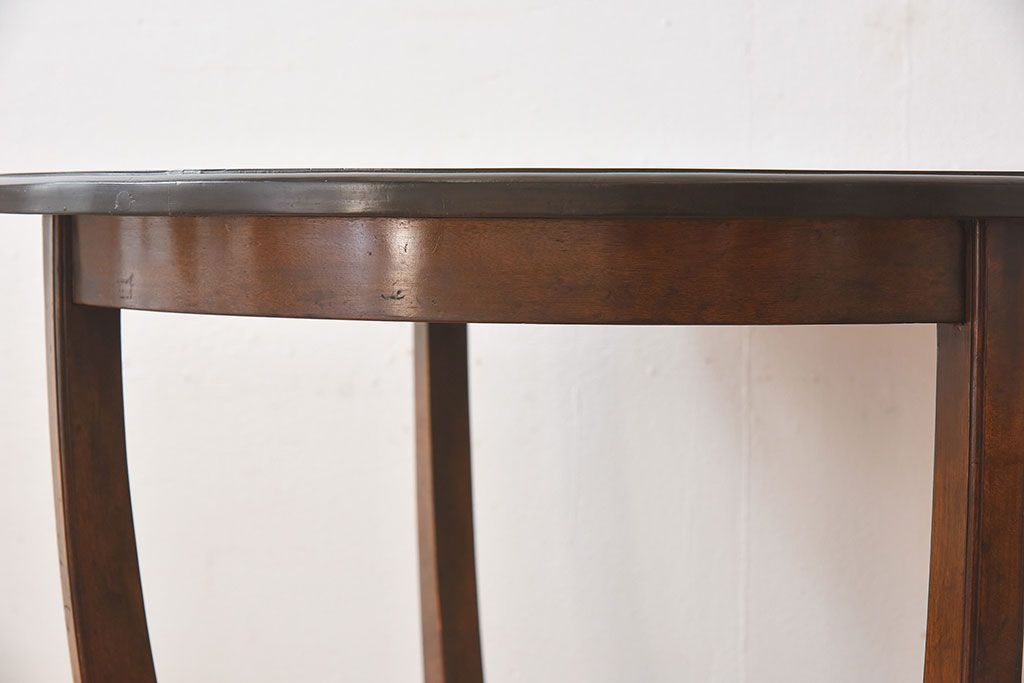 アンティーク家具　和製アンティーク　カバ材!お洒落なデザインのラウンドカフェテーブル