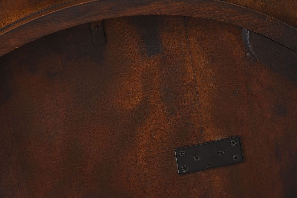 アンティーク家具　和製アンティーク　カバ材!お洒落なデザインのラウンドカフェテーブル