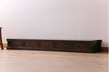 アンティーク家具　古民具・骨董　5杯引き出し!六尺　上品な水屋箪笥ローボード(テレビ台、キャビネット、収納棚)