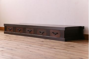 アンティーク家具　古民具・骨董　5杯引き出し!六尺　上品な水屋箪笥ローボード(テレビ台、キャビネット、収納棚)