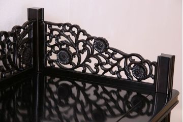 中古　民芸家具　黒檀材(唐木)製　高級品!彫刻が素晴らしいサイドボード(キャビネット、飾り棚)(定価約220万円)
