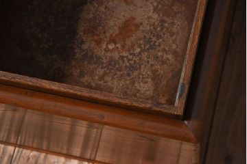 アンティーク雑貨　欅材製　アンティーク　味わい深い木目が美しい角火鉢(1)