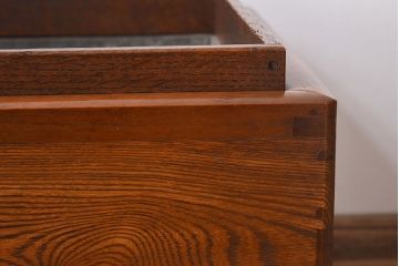 アンティーク雑貨　欅材製　アンティーク　味わい深い木目が美しい角火鉢(2)