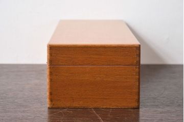 アンティーク雑貨　昭和レトロ　味わいある古い木のアンティーク収納箱(収納ケース・小箱)