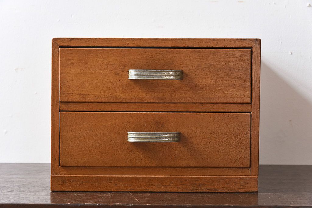 レトロ家具　和製アンティーク　古い木のレトロな小引き出し