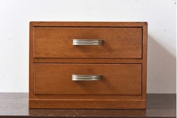 レトロ家具　和製アンティーク　古い木のレトロな小引き出し