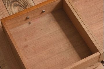 レトロ家具　和製アンティーク　古い木のレトロな小引き出し