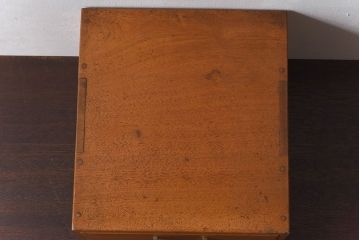 レトロ家具　和製アンティーク　古い木のレトロな小引き出し